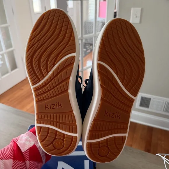 Kizik Men's Prague 2 Navy Sneakers - Picture 4 of 6